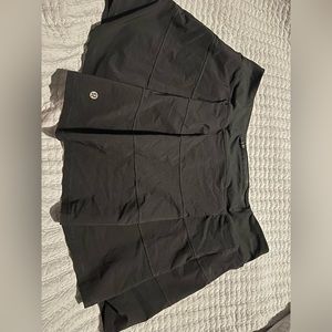 Black lululemon skirt